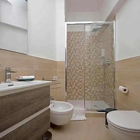 4bnb - The Dome Twentyfive Отель Рим